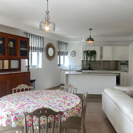 Cozy 2 Bedroom Apartment Near Seafront Gzira Eksteriør billede